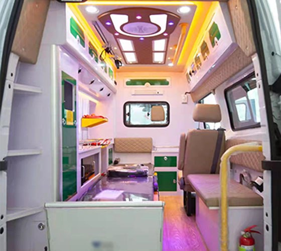 贵南县车辆内部展示